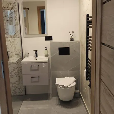 Między Górą A Rzeką Apartamento Trybsz